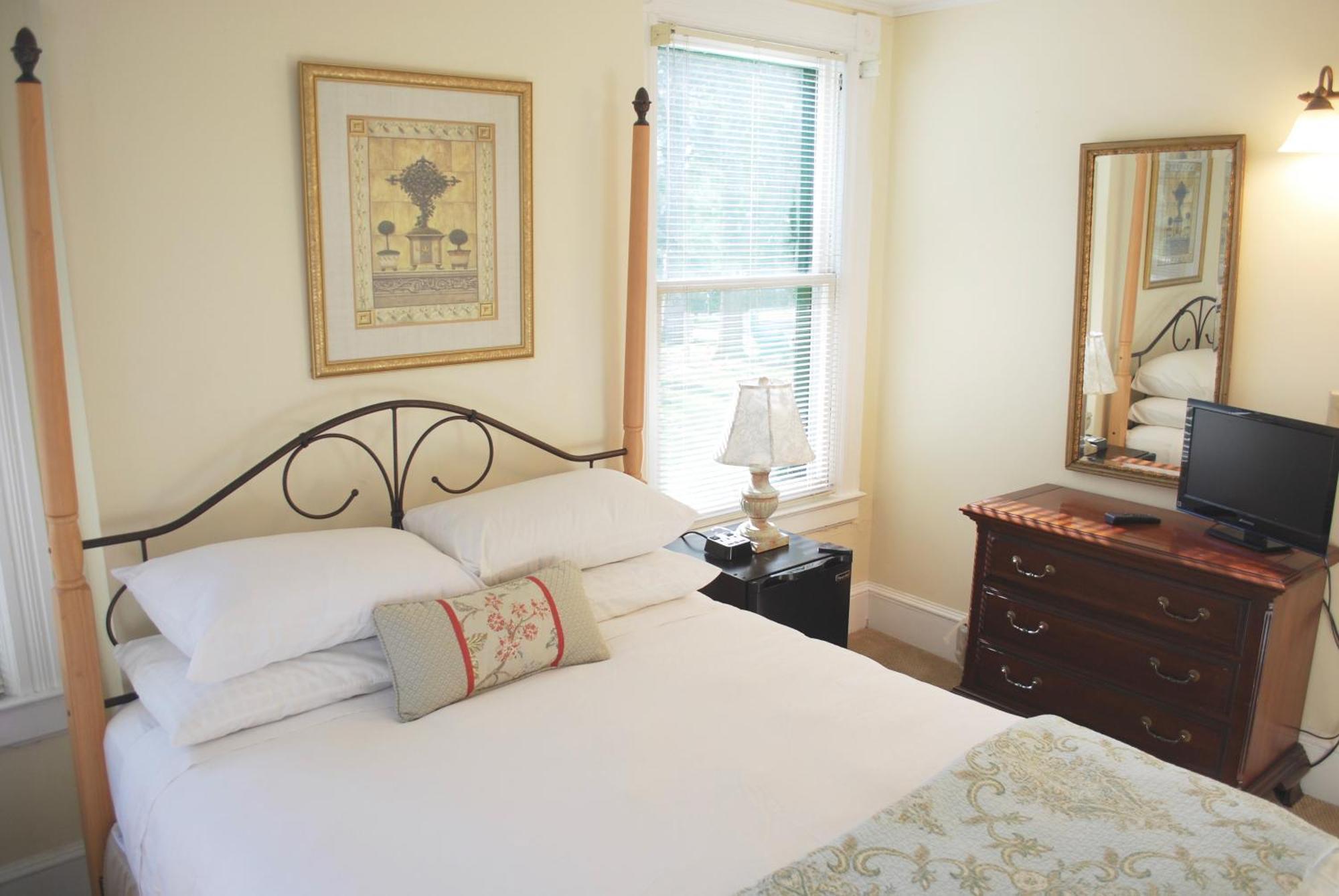 Anne'S Washington Inn (Adults Only) Саратога-Спрингс Номер фото