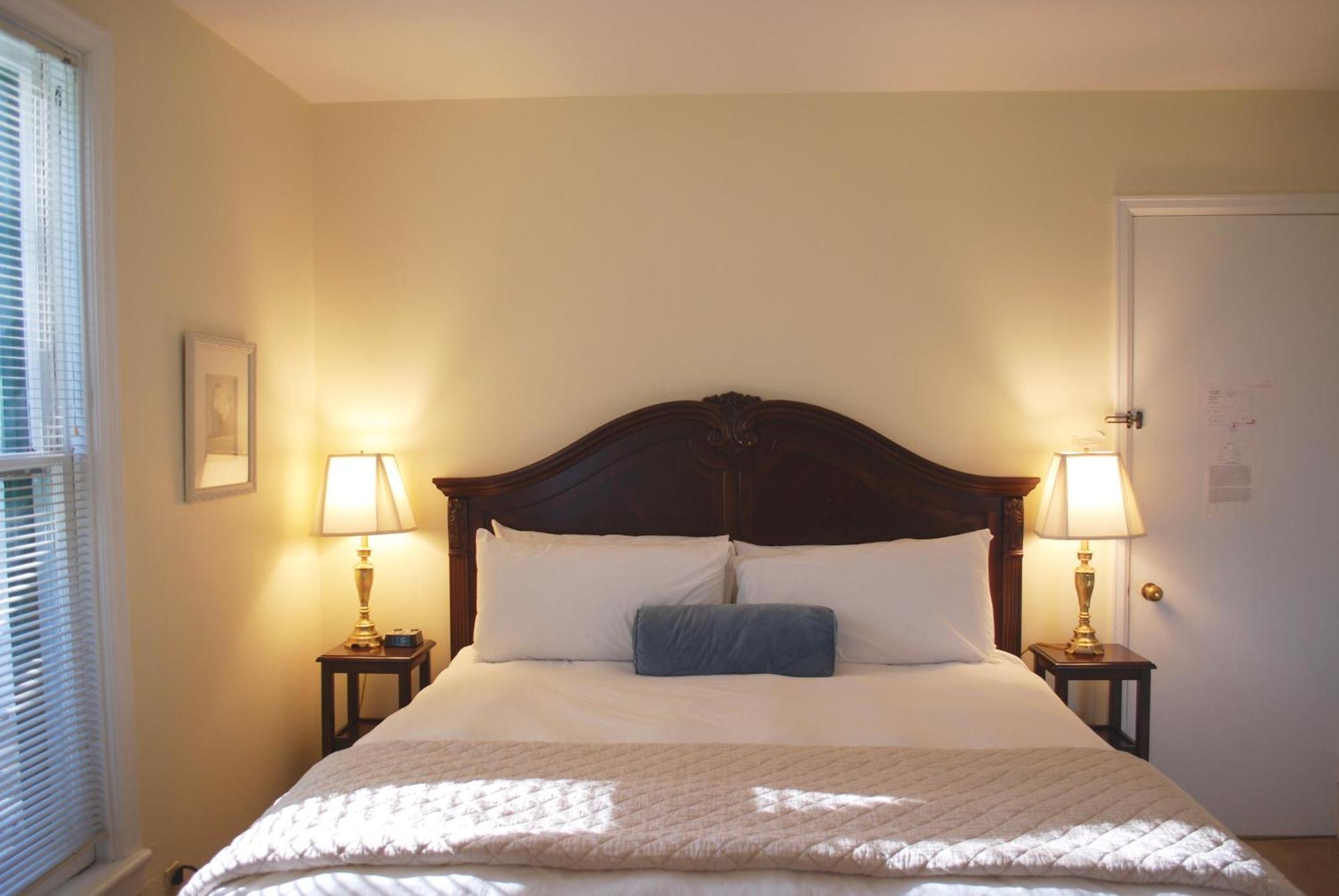 Anne'S Washington Inn (Adults Only) Саратога-Спрингс Номер фото